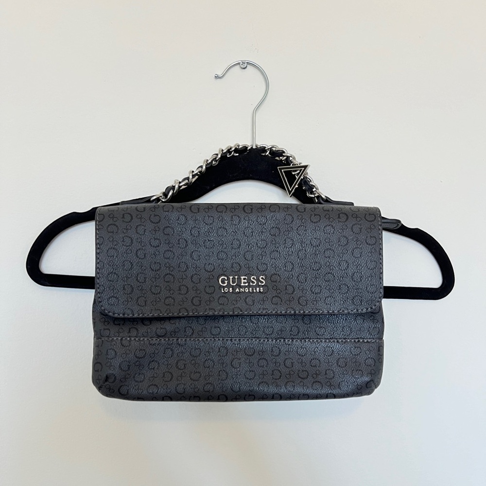 Guess purse barely used